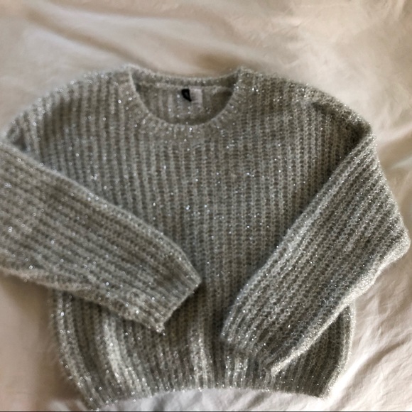 H&M sparkle sweater - Picture 3 of 4